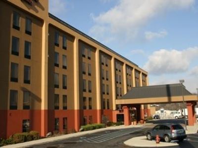 Hampton 3* Altoona